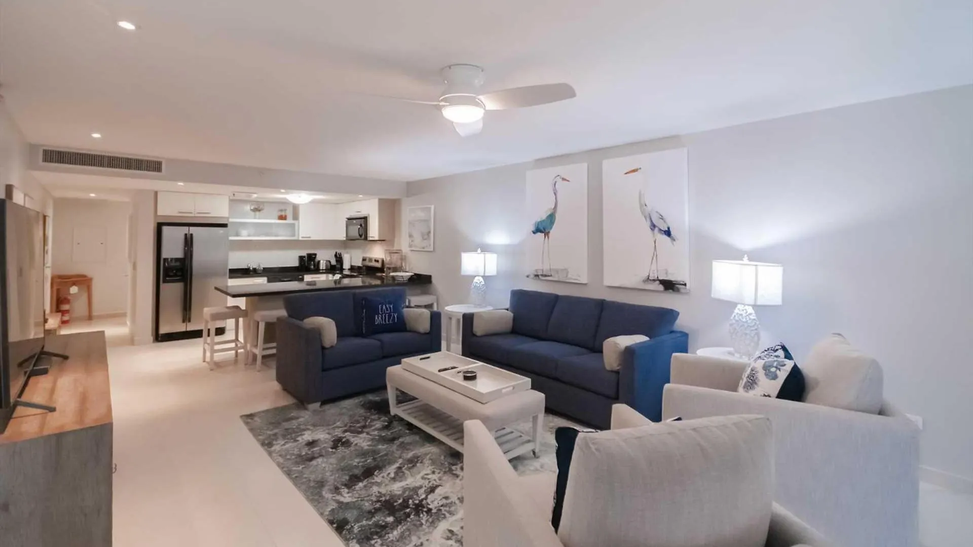 Beachfront - Garden Delight 3Br Condo - E125 Palm Beach 0*,