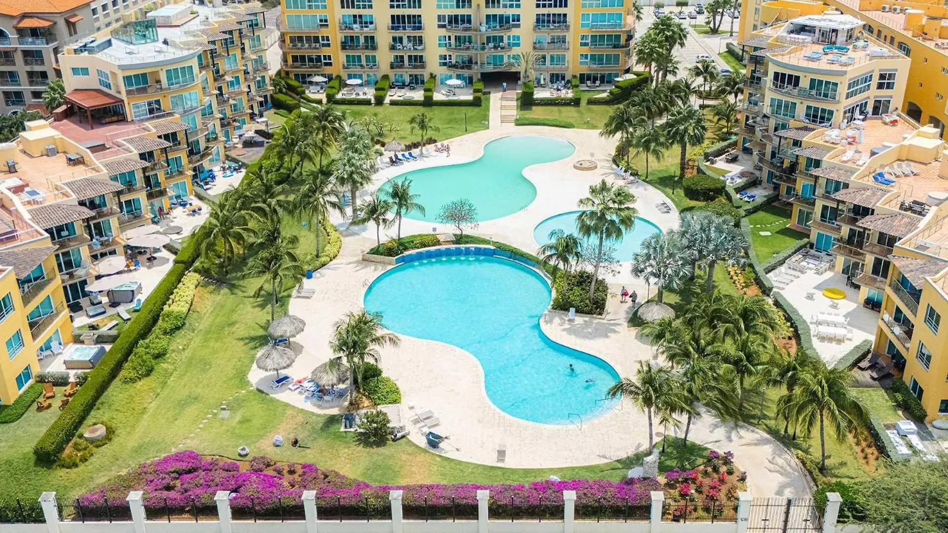 Holiday home Beachfront - Garden Delight 3Br Condo - E125 Palm Beach Aruba